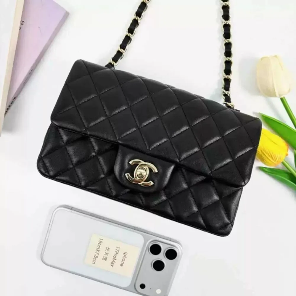 Chanel Women Pre-Loved Bag Very Good Condition